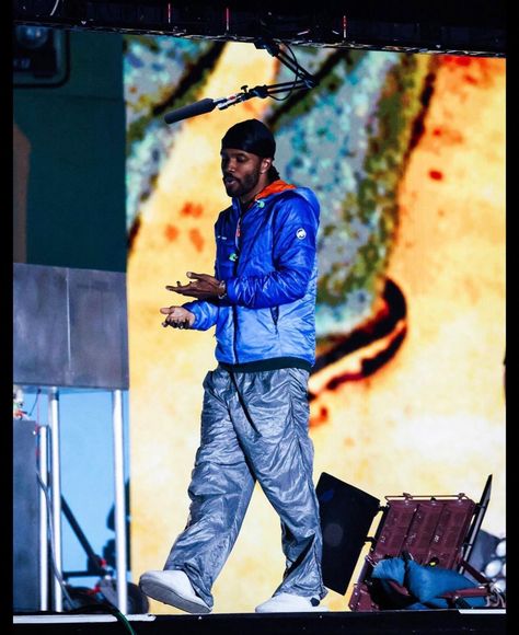 Frank Ocean Concert, Frank Ocean Songs, Frank Ocean Wallpaper, Coachella Fits, Ocean Outfits, Coachella 2023, Beatiful People, Ocean Fashion, Rap Aesthetic