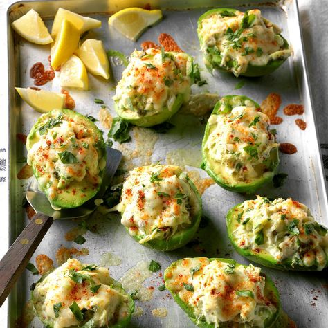 Avocado Crab Boats Recipe -These boats are great with tortilla chips, beans or rice. You can also cover them, pack them on ice, and take them to a picnic or potluck. Straight from the oven or cold, they're always delicious. —Frances Benthin, Scio, Oregon Crab Stuffed Avocado, Salads Recipes For Dinner, Avocado Dessert, Salads For Parties, Spring Dinner, Salads Recipes, Crab Recipes, Salad Recipes For Dinner, Superbowl Party Food