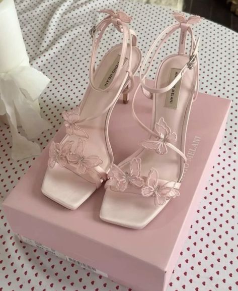 Shoes With Bows, فستان زهري, Pretty Heels, Heels Aesthetic, Fashion Shoes Heels, Cute Shoes Heels, Shoes Heels Classy, Heels Classy, Fancy Shoes