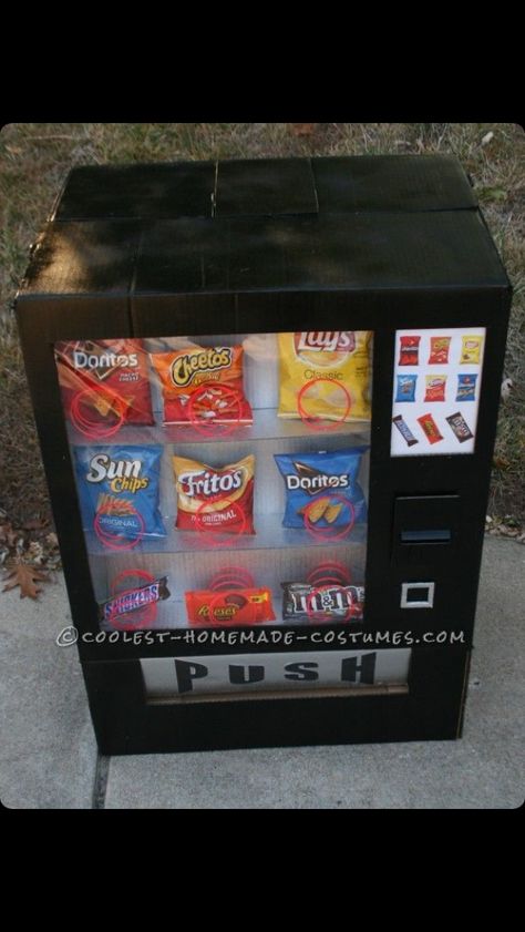 Vending Machine Costume, Girls Valentines Boxes, Diy Valentines Box, Valentine Card Box, Proposals Ideas, Valentine Day Boxes, Game Mobile, Homemade Costumes, Hoco Proposals