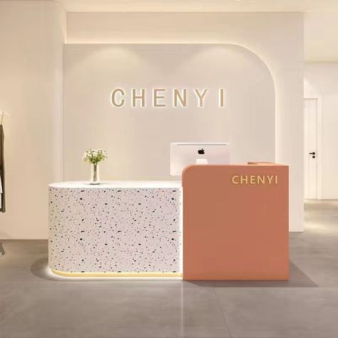 Estetic Clinic Interior Design, Colourful Reception Desk, Reception Minimal Design, Reception Desk Small Space, Store Reception Design, Rounded Reception Desk, Small Spa Decor Ideas, Reception Beauty Salon, Corian Reception Desk