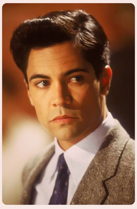 Danny Pino. Perhaps as Desi Arnaz in Lucy. Nick Amaro, Desi Arnaz, Danny Pino, Boy Black, Law And Order Svu, Celebrity List, Law And Order, Celebrity Crush, Love Him