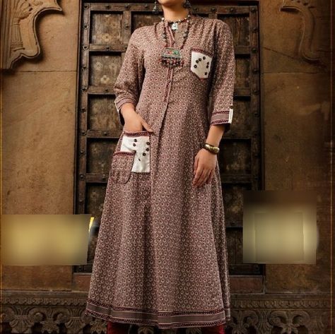 Simple Shirt Design, Pocket Designs, Dresses Western, Mommy Outfits, Cotton Gowns, Short African Dresses, Designer Kurti Patterns, Dresses Ladies, Kurta Neck Design