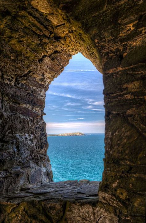 Cornish Summer, Coastal Photos, Padstow Cornwall, Cornwall Holiday, To The Lighthouse, Cabin Inspiration, Visit Uk, North Cornwall, Cornwall England