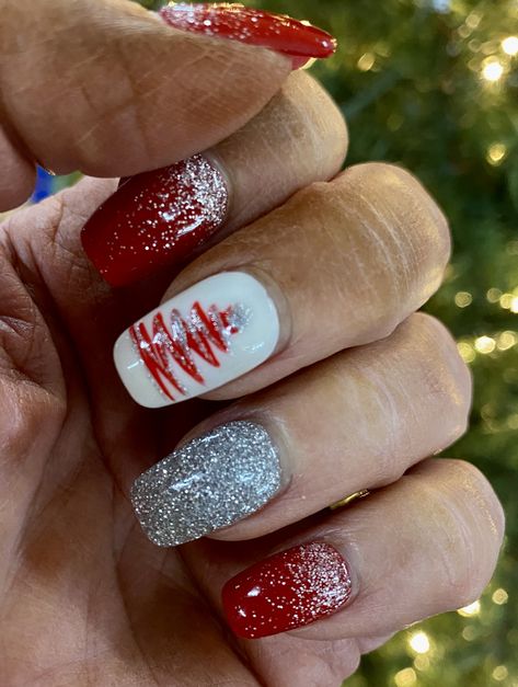 Tropical Christmas Vacation Nails, Christmas Vacation Nails, Dec Nails, Island Nails, Cruise Nails, December Nails, Beige Nails, Tropical Christmas, Vacation Nails