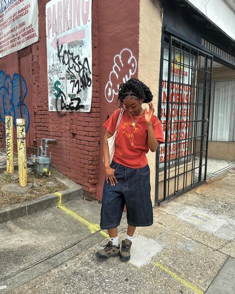 Baggy Vintage Outfits, Baggy Shorts Outfit Street Styles, Summer Outfits Jorts, Summer Fits Streetwear, Baggy Summer Outfits, Outfits Jorts, Shorts Ootd, Drippy Fits, Nyc Fits