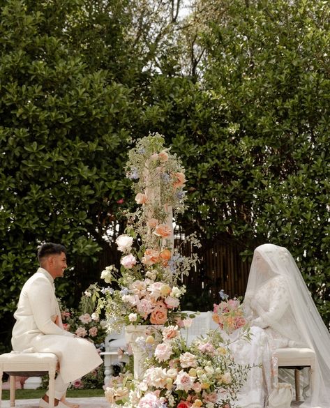 The most dreamy garden ceremony setup⁠ ⁠ One thing I love about these pictures is that you can see Samiha and Sohail's family and friends sitting and soaking in every moment in an unplugged ceremony⁠ ⁠ Photography: @ngcreativestudio⁠ Venue: @burnhamgroveestate⁠ Decor: @nokshaevents⁠ Bouquet: @springfull_⁠ Makeup: @mariamzafarbridal⁠ Bridal Outfit: @abhishekh_n_radhika⁠ Wedding Rings: @austenandblake⁠ Bridal Jewellery: @sgjewelz⁠ Nikkah Certificate: @calligraphybyaiman⁠ Outdoor Nikkah Decor, Garden Nikkah, Outside Nikkah, Outdoor Nikkah, Nikkah Setup, Backyard Nikkah, Home Nikkah, Nikkah Partition, Small Nikkah