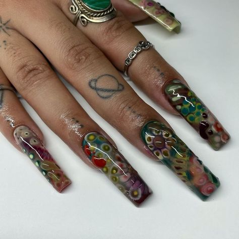 @nailedbytav posted on Instagram: “🦠Petri dish nails for the fall🦠 Zoom👀 #nailart #bloominggelnails #fallnails #lanails #lanailart #lanailtech” • Sep 13, 2021 at 11:56pm UTC Petri Dish Nails, Mail Inspo, Retro Nails, Wow Nails, Hippie Nails, Edgy Nails, Her Nails, Exotic Nails, Really Cute Nails