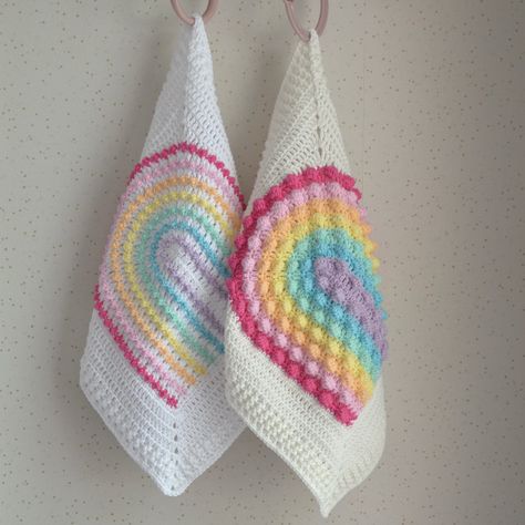 Rainbow Lovey Crochet, Crochet Baby Projects, Bobble Crochet, Crochet Horse, Crochet Lovey, Crochet Baby Toys, Rainbow Crochet, Baby Afghan Crochet, Haken Baby