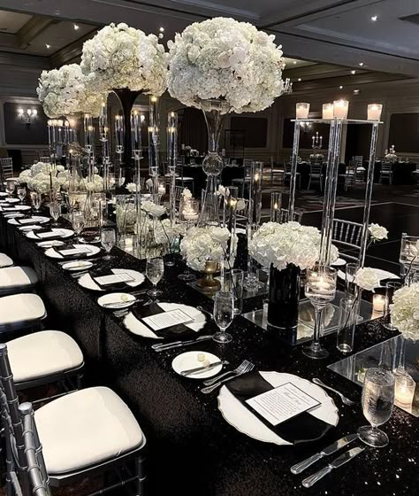 Black Tie Wedding Decor, Silver Wedding Reception, Wedding Planning Boards, Silver Wedding Decorations, White Weddings Reception, Wedding Ambiance, Black And White Wedding Theme, Black Dinner, Wedding Dance Video