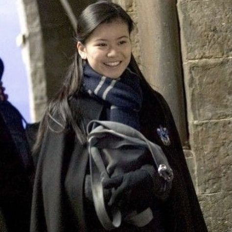 Katie Leung, Harry Potter Girl, Harry Potter Wall, Ravenclaw Aesthetic, Cho Chang, Ravenclaw House, Buku Harry Potter, Yule Ball, Harry Potter Ravenclaw