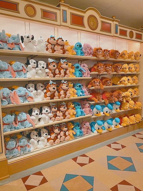 Disney Store Plush, Disney World Shopping Souvenirs Magic Kingdom, Disney Toys Aesthetic, Disney Store Merchandise, Disney Stores, Disneyland Merchandise, Disney Shopping, Disney Room Decor, Disney Stuffed Animals