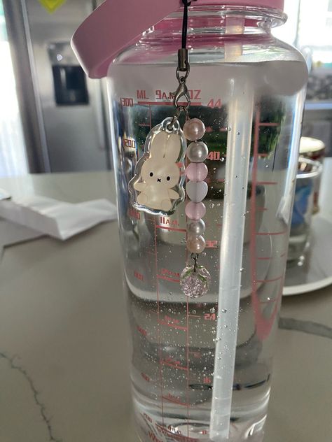 Shoujo Aesthetic, Pretty School Supplies, Pink Water Bottle, Japan Aesthetic, Study Motivation Inspiration, Cute Little Things, School Motivation, Purim, Slice Of Life