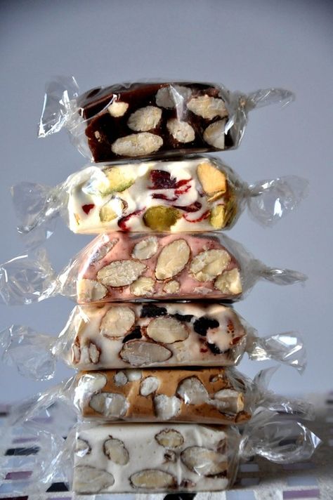 Pretzel Caramel, Gourmet Sweets, Wedding Sampler, Gourmet Candy, Caramel Candy, Homemade Candies, Sweet Candy, Baklava, Sweets Treats