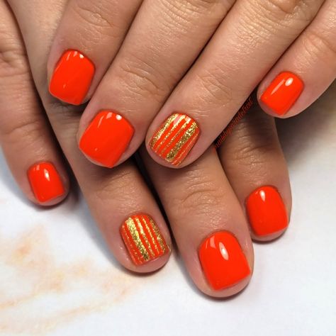 Cute short natural neon orange nails with gold details made with the #1 Liner Brush Orange Sns Nails Designs, Neon Orange And Gold Nails, Orange Tips Short Nails, Short Square Orange French Tips, Orange Dip Nails, Nails With Gold Details, Bright Orange Nails With Glitter, Short Orange Nails, Sparkle French Manicure