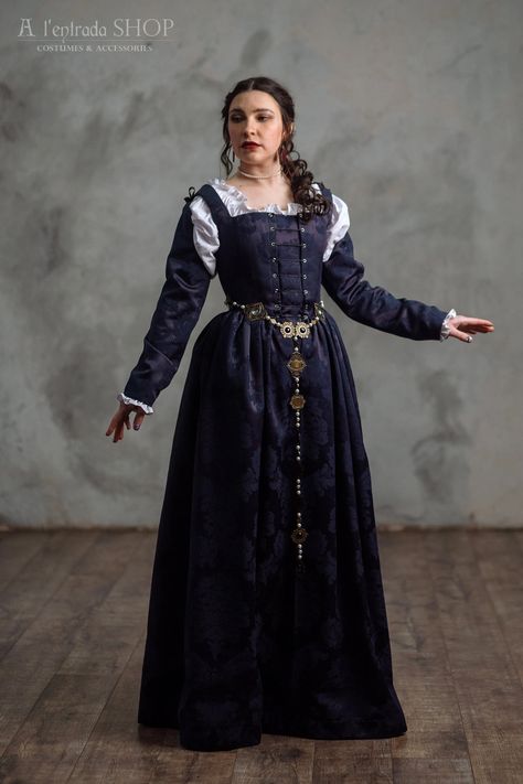 Dark Blue Renaissance Gown Venetian Style. Late Medieval Gown for the Renaissance Fair. Renaissance Princess Dress. Fairy Costume Adult - Etsy Game Of Thrones Inspired Outfits, Historical Dresses Medieval, 12th Century Fashion, 14th Century Dress, Venetian Fashion, Venetian Dress, 14th Century Fashion, 1600 Fashion, 15th Century Fashion