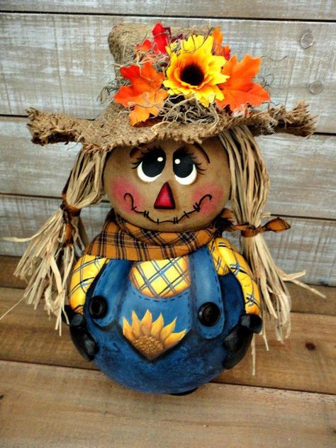 Photos On Pumpkins A36 Thanksgiving Gourds, Scarecrow Painting, Fall Gourds, Scarecrow Doll, Halloween Gourds, Fall Wood Crafts, Decorative Gourds, Halloween Pumpkin Designs, Hand Painted Gourds