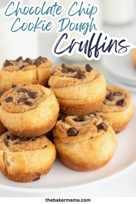 Chocolate Chip Cookie Dough Cruffins are a delicious treat. This recipe combines the light, buttery texture of a croissant and the sweetness of cookie dough, creating a unique dessert. They are easy to make, using croissant dough wrapped around chocolate chip cookie dough and baked into the shape of a muffin. These cruffins are great for brunch, dessert, or an afternoon snack. School Snack Recipes, The Baker Mama, Baker Mama, Cookies Cranberry, Chocolate Chip Mint, Cruffin Recipe, 3 Ingredient Peanut Butter Cookies, Elegant Brunch, Delicious Cookies Homemade