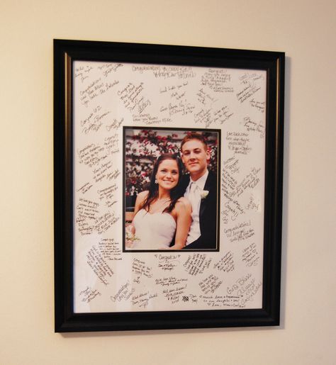 Have guests sign a white Mat Board instead of a guest book. Then add a wedding photo and frame. Photo Mat Guest Book, Wedding Guest Book Photo Frame, Wedding Guest Book Picture, Guest Book Picture Frame, Picture Frame Guest Book Wedding, Guest Book Picture, Book Picture Frame, Poster Guest Book, Signing Ideas