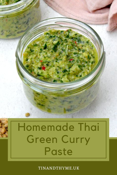 An open jar of homemade Thai green curry paste. Vegan Dressing Recipes, Healthy Dressing Recipes, Green Curry Sauce, Thai Green Curry Paste, Vegan Curry Recipes, Vegan Salad Dressing, Homemade Curry, Thai Green Curry, Green Curry Paste