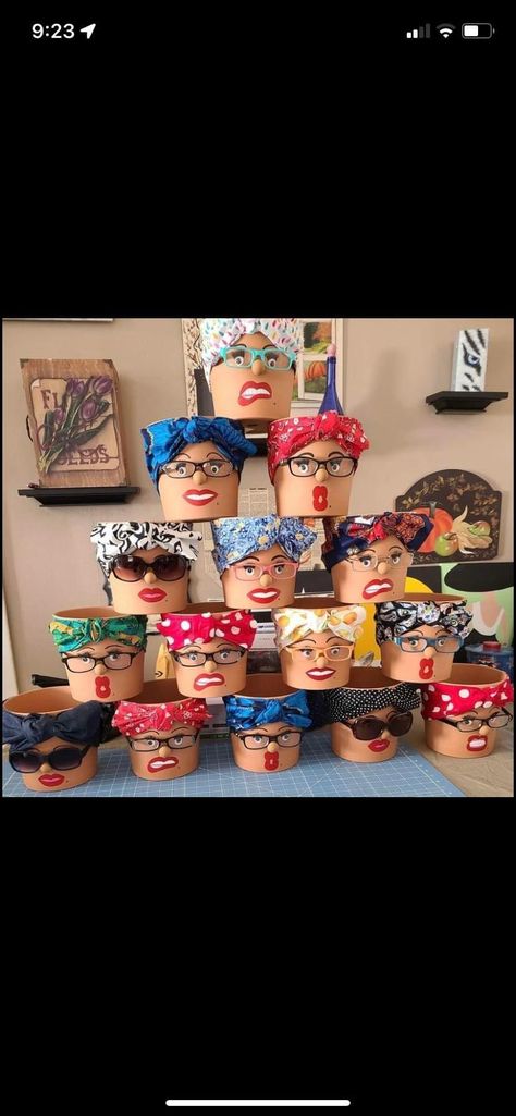 Flower Pot Faces, Pot Faces, Plant Pots Crafts, Pots Crafts, Clay Pot Ideas, Terra Cotta Pot Crafts Diy, Pot Heads, Clay Pot Projects, Flower Pot Ideas