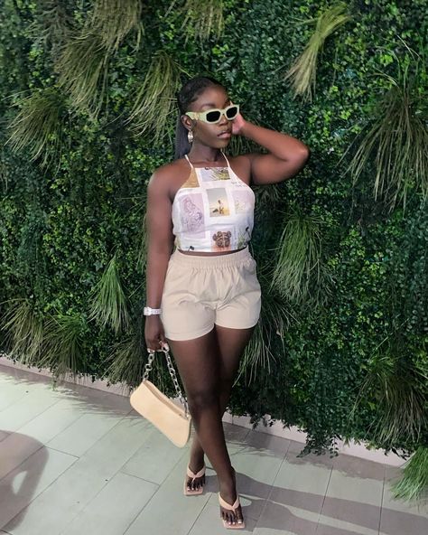 Simone Nicole 💕 on Instagram: “Soft life.” Simone Nicole, Poses For Pictures, Cute Simple Outfits, Simple Outfits, White Shorts, Womens Shorts, Clothes, Instagram