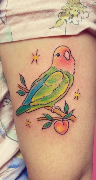 Parrot Tattoos, Lovebird Tattoo, Colorful Bird Tattoos, Bold Tattoo, Parrot Tattoo, Tattoo Me, Human Canvas, Minimal Color, Wedding Tattoos