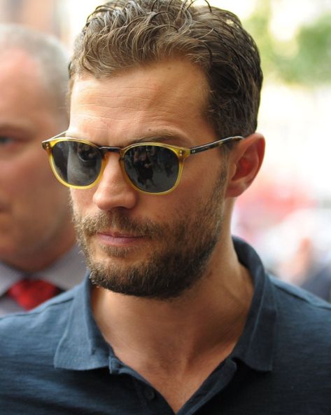 Men Casual Style, Amelia Warner, Oliver Peoples Glasses, Oliver Peoples Sunglasses, Mens Sunglasses Fashion, Doner Kebab, Mens Glasses Fashion, Sunglasses Summer, Rugged Men