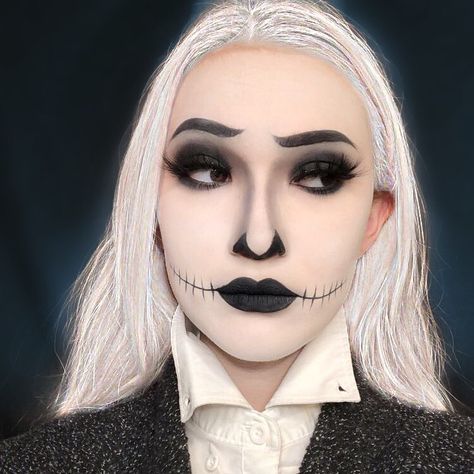 Jack Skellington Womens Makeup, Jack The Skeleton Costume Woman, Easy Jack Skellington Makeup, Simple Jack Skellington Makeup, Jack Skellington Womens Costume, Jack The Skeleton Makeup, Jack Nightmare Before Christmas Makeup, Jack Skellington Makeup Female Easy, Jack Skeleton Makeup