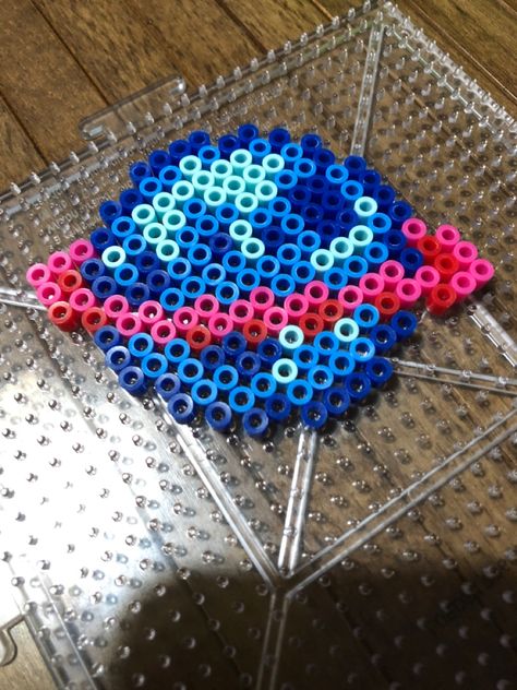 Beads Perler Planet Aesthetic Blue Pink Red Hama Beads Round Pattern, Cute Aesthetic Perler Bead Ideas, Pearler Beads Ideas Aesthetic Easy, Blue Perler Beads Ideas, Planet Perler Bead Patterns, Cute Pearler Beads Designs Ideas, Pastel Perler Beads, Perler Beads Planets, Planet Perler Beads