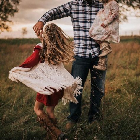 Father Daughter Family Photos, Father’s Day Photoshoot, Father Daughter Photoshoot, Military Photoshoot, Father Daughter Pictures, Father Photography, Daughter Picture, Father Daughter Photos, Daughter Pictures