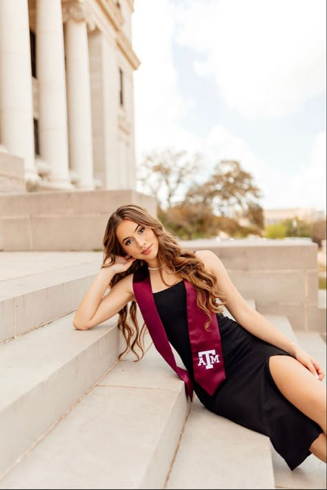 Jack K. Williams Administration Building University Graduation Photos, College Grad Pictures, High School Graduation Pictures, Grad Picture Ideas, College Grad Photos, Cap And Gown Pictures, Nursing Graduation Pictures, Senior Photoshoot Poses, Kyle Field