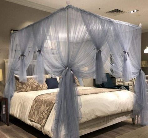 Canopy Bed Curtain, Princess Bedroom Decor, Royal Bedroom Design, Curtains Design, Canopy Bed Curtains, Romantic Bedroom Decor, Princess Bedroom, Decoration Lights, Princess Bed