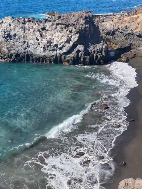 Tenerife Costa Adeje Aesthetic, Tenerife Aesthetic Beach, Tenerife Canary Islands Aesthetic, Canary Islands Aesthetic, Besties Traveling, Aesthetic Tenerife, Tenerife Beaches, Tenerife Aesthetic, Tenerife Sea