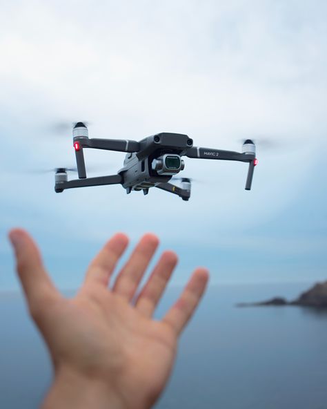 Drone Landscape, Small Drones, Best Gadgets, Flying Drones, Dji Drone, Futuristic Technology, Drone Photography, Buying Guide, Double Tap