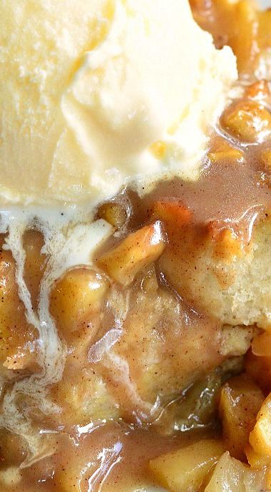 Apple Pie Bread Pudding, Apple Pie Bread, Peach Bread, Bread Cinnamon, Bread Pudding With Apples, Pumpkin Bread Pudding, Bread Puddings, Apple Treat, Tapioca Pudding