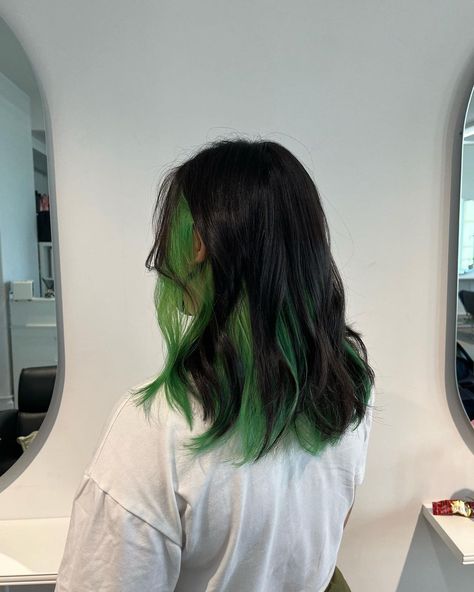 Idea For Color Hair, Peekaboo With Black Hair, Green Color Hair Ideas, Peekaboo Hair Medium Length, Back Hair Color Ideas, Ideas Color Hair, Short Undercut Colored Hair, Black Hair Green Peekaboo, Best Colours To Dye Your Hair