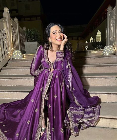 Dark Purple Indian Outfit, Dark Purple Pakistani Dress, Purple Dress Indian, Purple Pakistani Dress, Purple Indian Outfit, Mirror Work Dress, Suit Styles, Desi Dress, Shadi Dresses