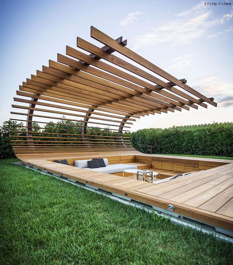 Adirondack Furniture, Outdoor Furniture Diy Easy, Outdoor Wood Furniture, Outdoor Patio Chairs, Garden Pictures, Pergola Kits, Pergola Plans, Deck Decorating, Diy Patio Furniture