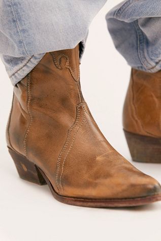 Western Ankle Boots Outfit, Black Western Boots Outfit, White Western Boots Outfit, Western Boot Outfit, Mens Biker Boots, Ranch Boots, Western Boots Outfit, Black Western Boots, Boots Outfit Ankle