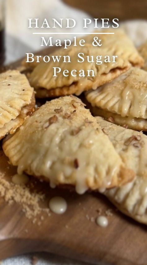 Pecan Hand Pie Recipe, Fry Pie Dough, Air Fried Hand Pies, Hand Pies Dessert, Custard Hand Pies, Hand Pie Dough Recipe Easy, Savory Fried Pies, Baked Hand Pies Recipes Easy, Thanksgiving Hand Pies