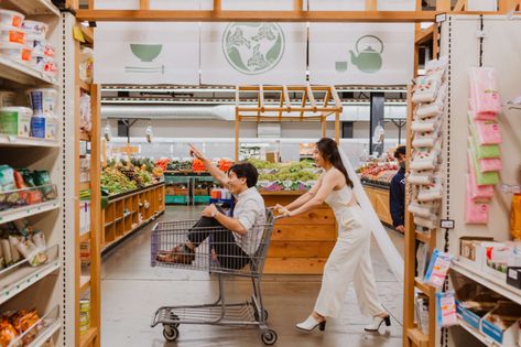 Couple takes hilarious engagement photos at Berkeley Bowl Supermarket Wedding Photoshoot, Grocery Store Wedding Photos, Grocery Store Couples Photoshoot, Grocery Store Photoshoot Couple, Grocery Store Engagement Photos, Bay Area Engagement Photos, Prenup Photos, Pre Wedding Photoshoot Theme, Prenup Shoot