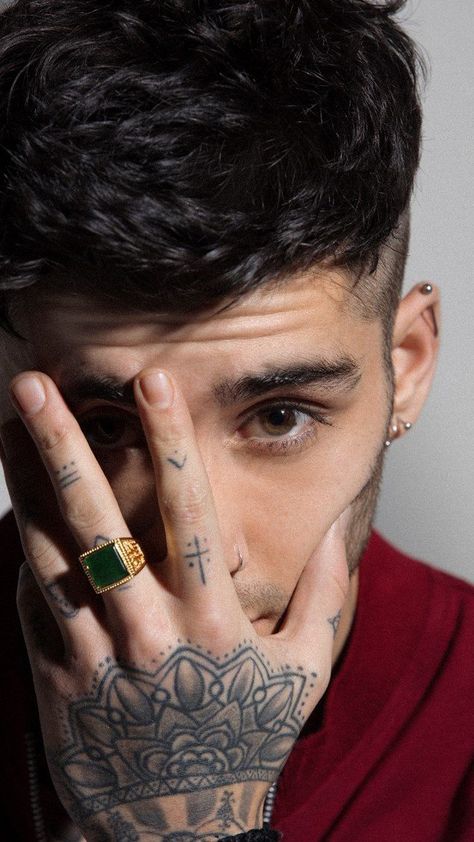 Zayn Mlik, Zayn Malik Images, Zayn Malik Photoshoot, Zayn Malik Tattoos, Zany Malik, Zayn Malik Hairstyle, Zayn Malik Video, Zayn Malik Style, Zayn Malik Photos