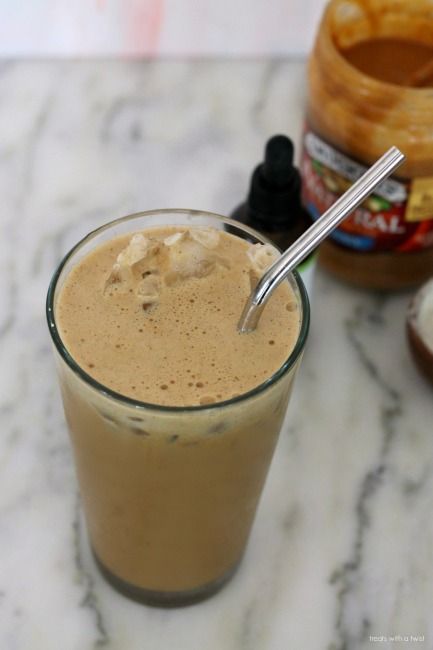 Peanut Butter Latte, Butter Coffee Recipe, Peanut Butter Coffee, Nespresso Recipes, Iced Coffee Drinks, Peanut Butter Sauce, Peanut Butter Smoothie, Healthy Peanut Butter, Peanut Butter Lovers