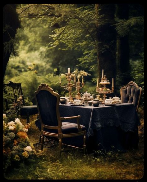 Victorian Garden Aesthetic Dark, Creepy Garden Aesthetic, Gothic Alice In Wonderland Tea Party, Dark Academia Backyard, Dark Academia Aesthetic Party, Dark Fairytale Decor, Gothic Garden Party, Dark Fantasy Party, Dark Academia Tea Party