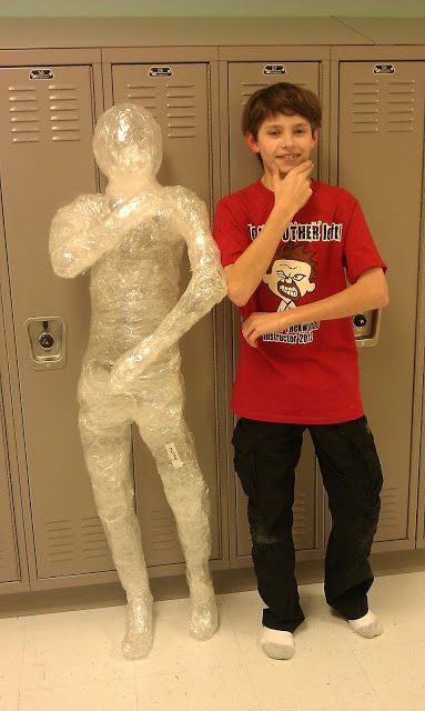 Art with Mrs. Withem: Art Club- Packing Tape Sculptures Degas Sculpture, Tape Sculpture, Art Club Projects, 3d Art Projects, Plastic Fantastic, Sculpture Lessons, 8th Grade Art, Group Crafts, Art Lessons Middle School