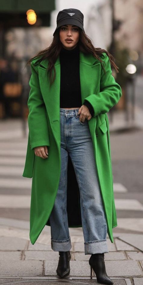 Black Prada bucket bat
Black mock neck crop top
Blue high rise mom jeans
Green overszed long coat
Black booties
Winter Inspo
Outfit Inspo
Styling Tips Prada Bucket Hat Outfit, Green Coat Outfit Winter, Green Coat Outfit, Trench Coat Outfit Spring, Green Fashion Outfits, Trent Coat, Green Outfits For Women, Mantel Outfit, Winter Coat Outfits