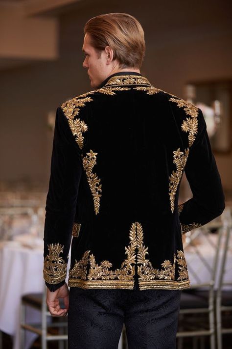 Black Gold Suit Men, Black And Gold Outfit Men, Black And Gold Suit Men, Black And Gold Suit, Embroidery Blazer, Bullion Embroidery, Blazer Wedding, Prom Blazers, Gold Suit