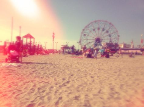 summer beach 2014 Tumblr Aesthetic Wallpaper, Tumblr Girly Aesthetic 2013, Summer Tumblr, 2010s Aesthetic, 2010s Nostalgia, 2013 Swag Era, Pink Tumblr Aesthetic, Malibu Barbie, Summer Feeling