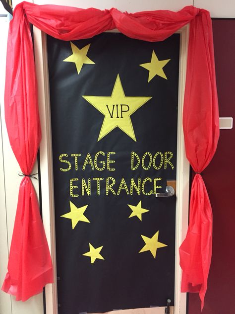 Teacher Appreciation Day Movie Theme Vbs Decorations, Movie Door Decorations, Diy Teacher Gifts Appreciation, Hollywood Door Decorations Classroom, Shine Vbs 2024 Decorations, Hollywood Classroom Door, Vbs Diy, Homecoming Hallways, Oscars Theme Party